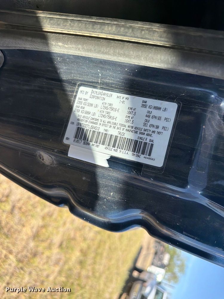 image for item EW2198 2001 Dodge Ram 2500 Ext. Cab pickup truck