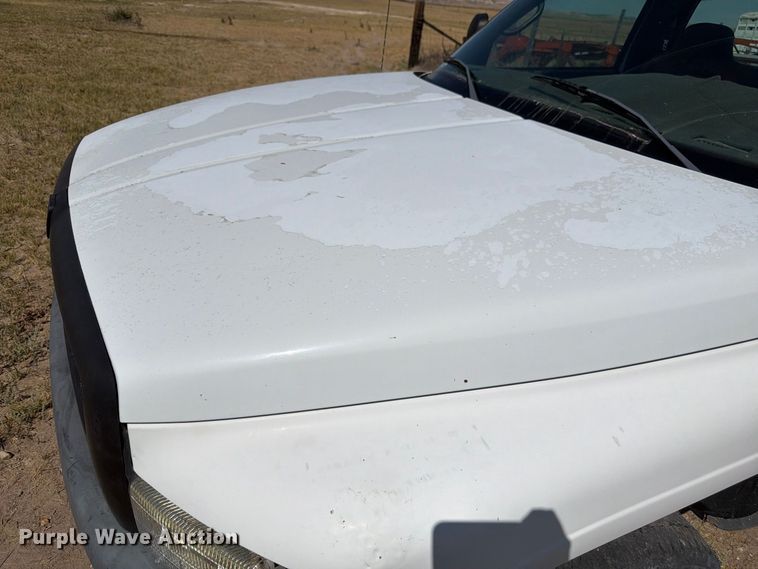 image for item EW2199 2001 Dodge Ram 1500 pickup truck