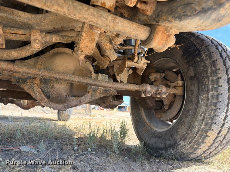 image for item EW2199 2001 Dodge Ram 1500 pickup truck