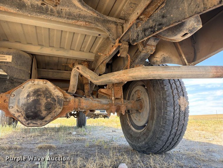 image for item EW2199 2001 Dodge Ram 1500 pickup truck