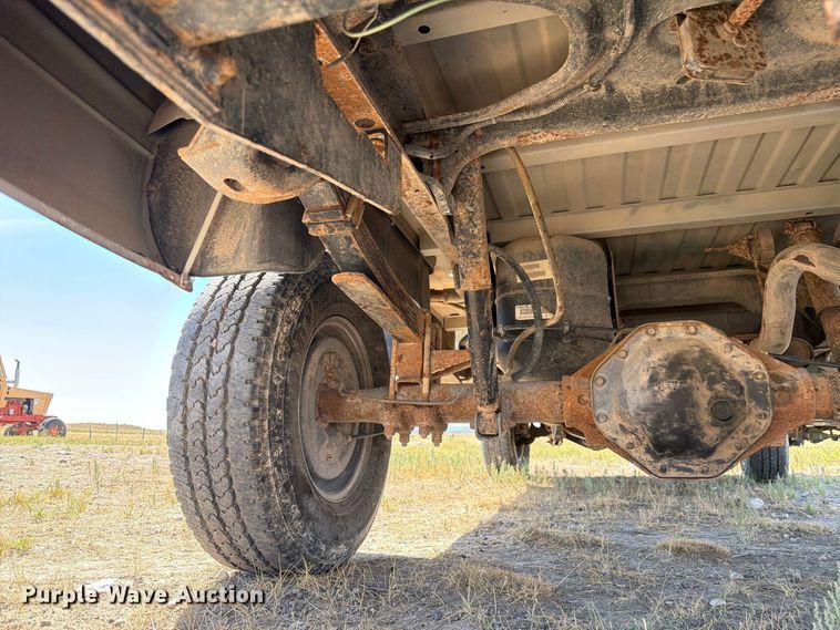 image for item EW2199 2001 Dodge Ram 1500 pickup truck