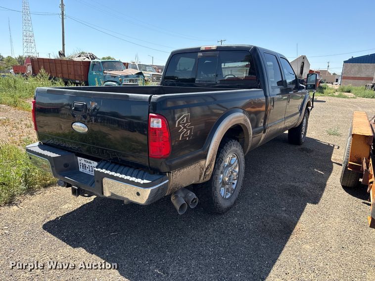 image for item EW4264 2012 Ford F250 Super Duty Crew Cab pickup truck