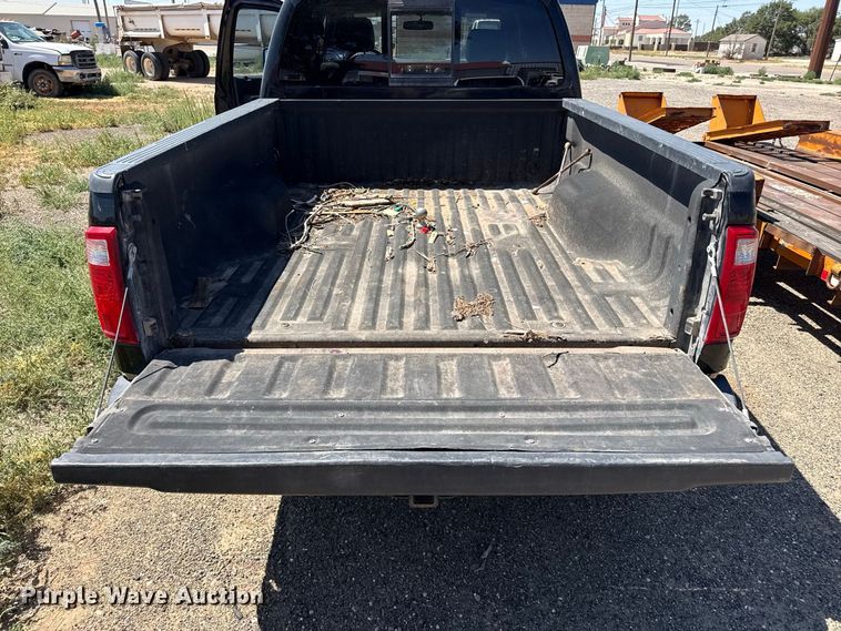 image for item EW4264 2012 Ford F250 Super Duty Crew Cab pickup truck