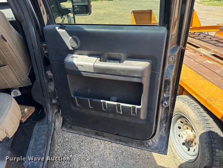 image for item EW4264 2012 Ford F250 Super Duty Crew Cab pickup truck