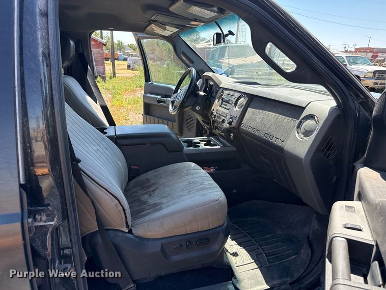 image for item EW4264 2012 Ford F250 Super Duty Crew Cab pickup truck