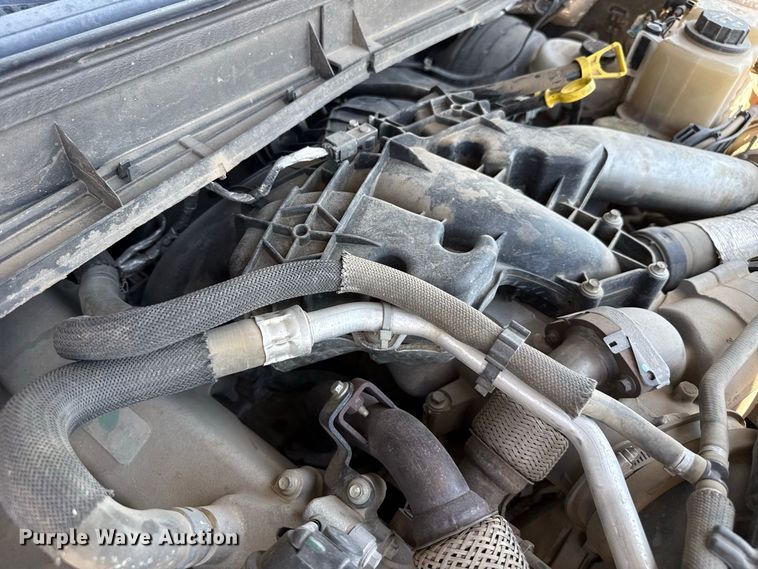 image for item EW4264 2012 Ford F250 Super Duty Crew Cab pickup truck