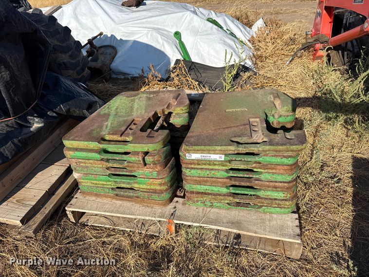 image for item EW4316 (16) John Deere suitcase weights