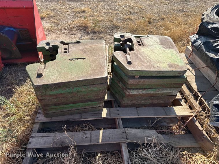 image for item EW4316 (16) John Deere suitcase weights