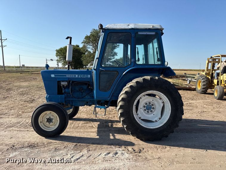 image for item EW4319 1980 Ford 6600 tractor