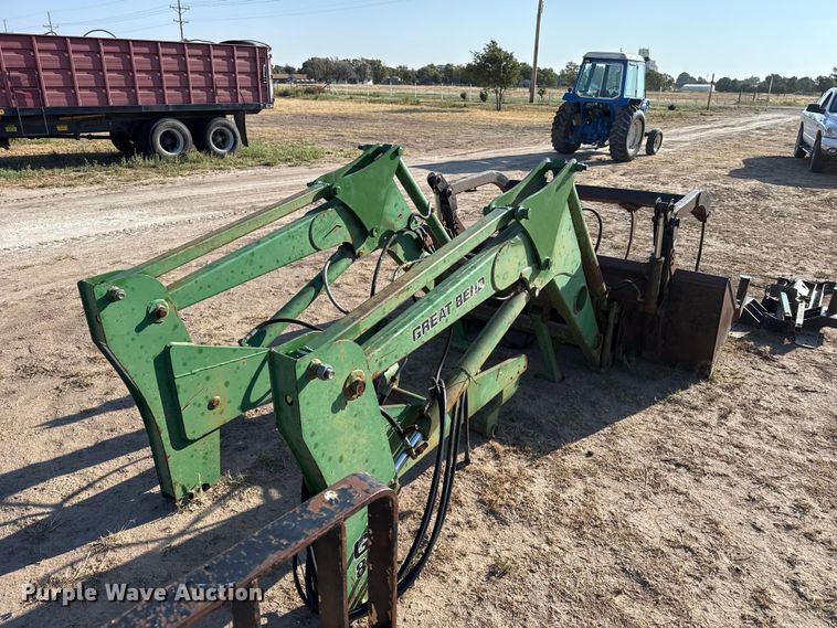 image for item EW4320 Great Bend 870 loader