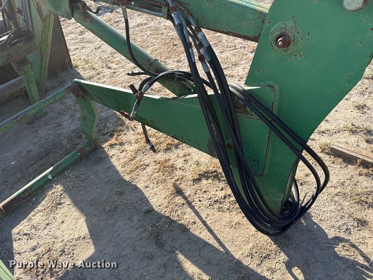 image for item EW4320 Great Bend 870 loader