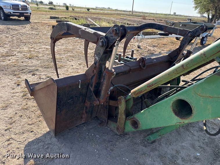 image for item EW4320 Great Bend 870 loader