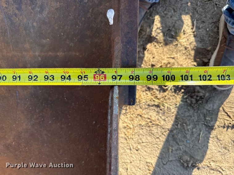 image for item EW4320 Great Bend 870 loader