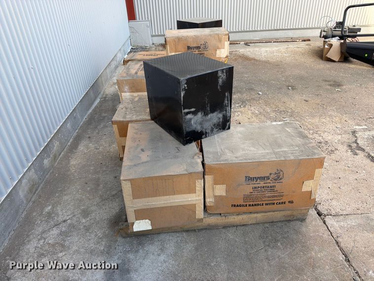 image for item EW5021 (4) Buyer toolboxes