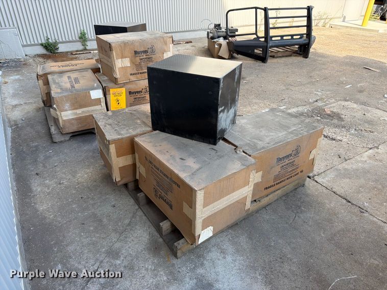 image for item EW5021 (4) Buyer toolboxes