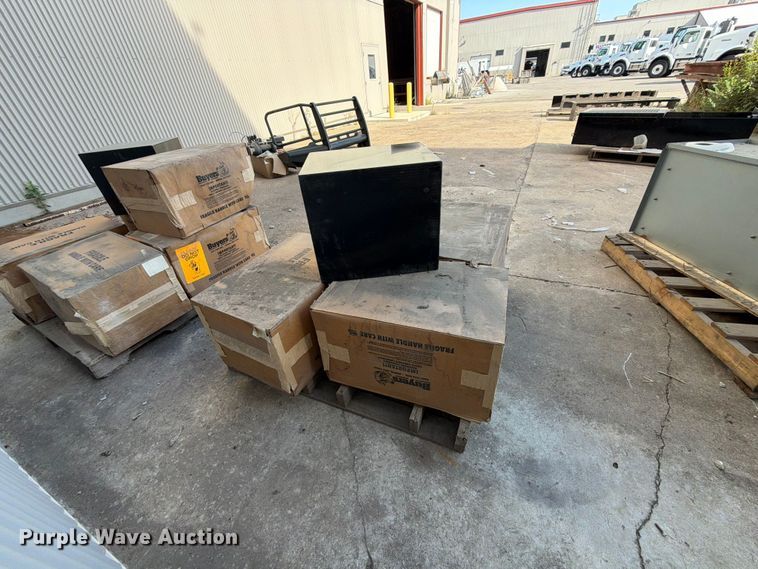 image for item EW5021 (4) Buyer toolboxes