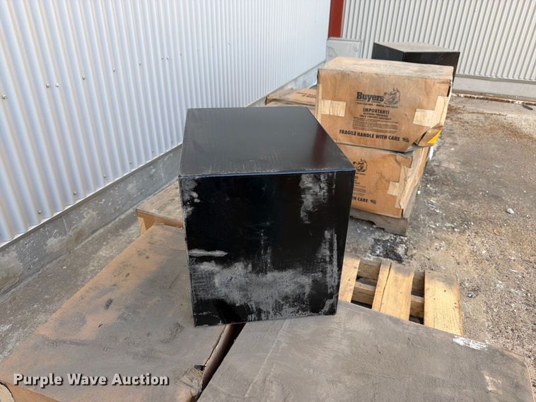 image for item EW5021 (4) Buyer toolboxes