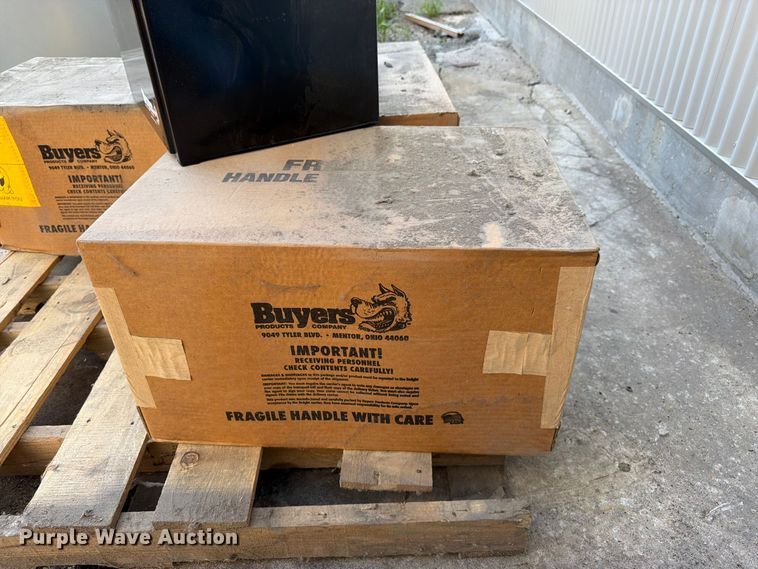 image for item EW5021 (4) Buyer toolboxes