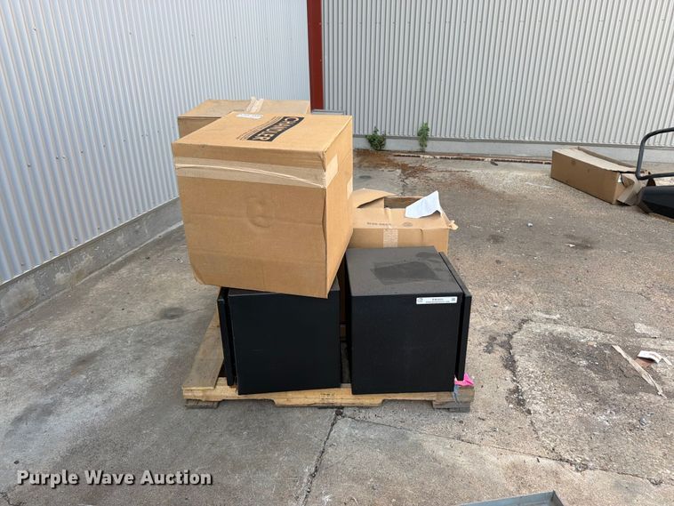 image for item EW5025 (6) Chandler toolboxes