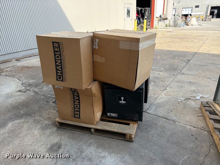 image for item EW5025 (6) Chandler toolboxes