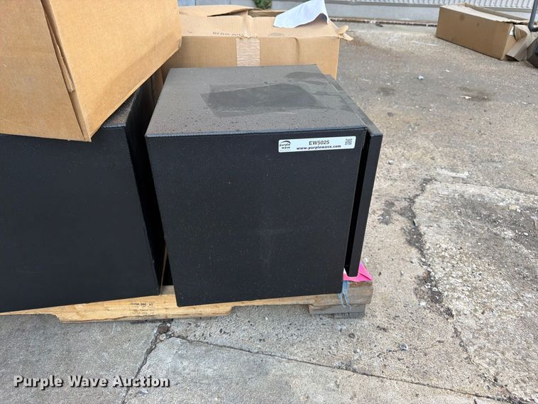 image for item EW5025 (6) Chandler toolboxes