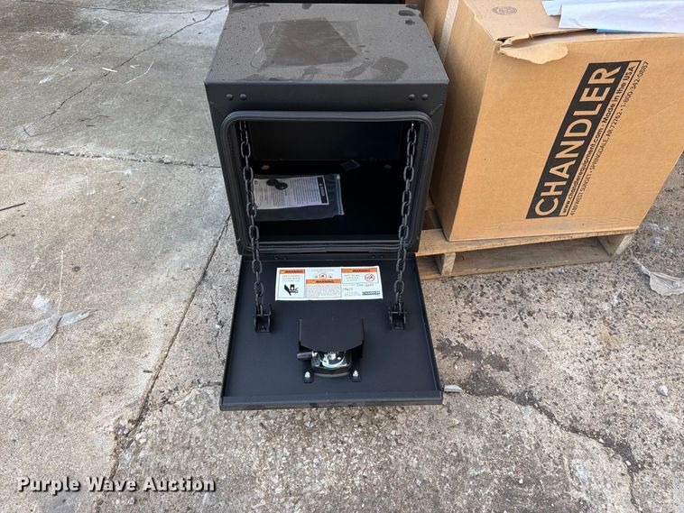 image for item EW5025 (6) Chandler toolboxes