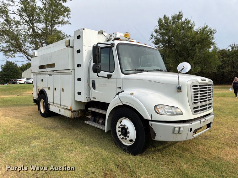 image for item EW8643 2013 Freightliner Business Class M2 utility / service truck