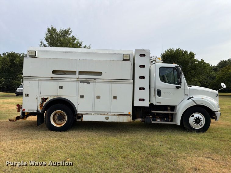 image for item EW8643 2013 Freightliner Business Class M2 utility / service truck