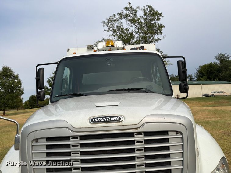 image for item EW8643 2013 Freightliner Business Class M2 utility / service truck