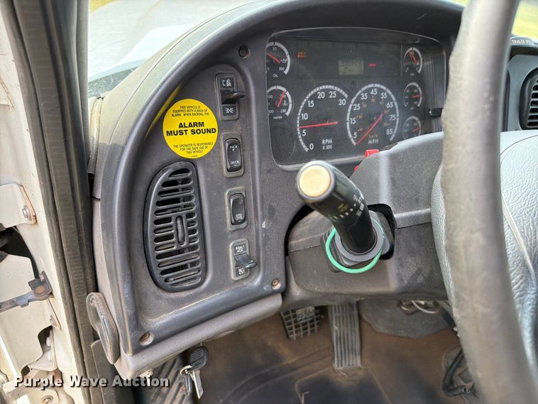 image for item EW8643 2013 Freightliner Business Class M2 utility / service truck
