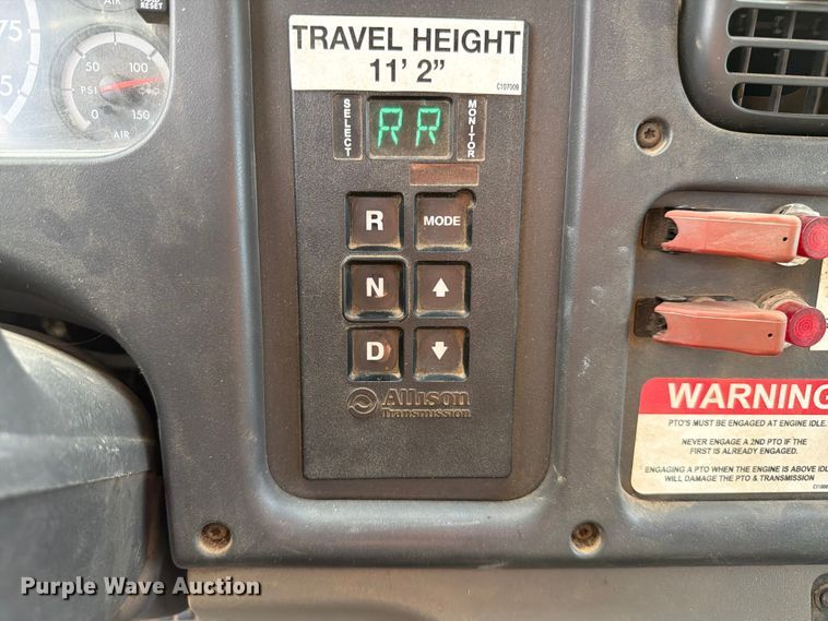 image for item EW8643 2013 Freightliner Business Class M2 utility / service truck