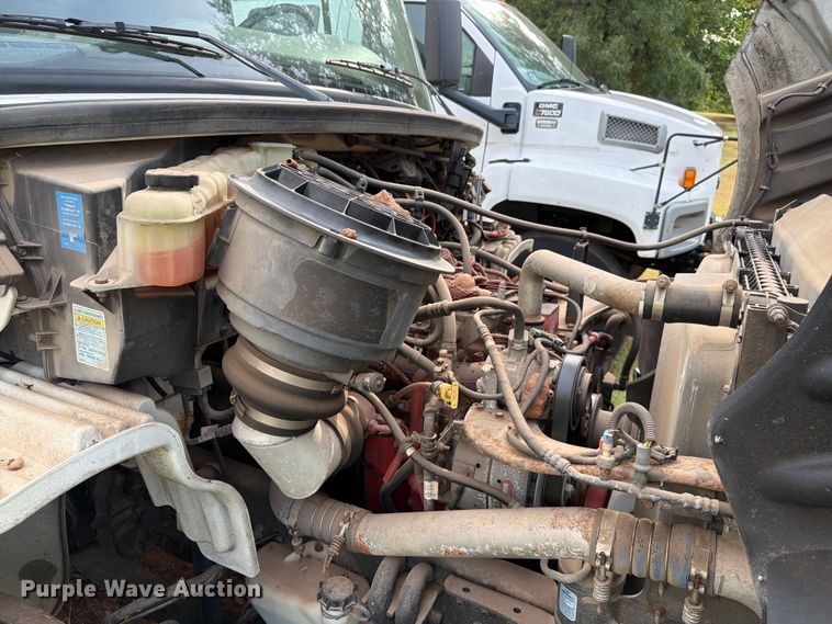 image for item EW8643 2013 Freightliner Business Class M2 utility / service truck