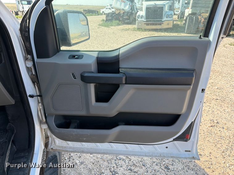 image for item EW8656 2015 Ford F150 XL Ext. Cab pickup truck