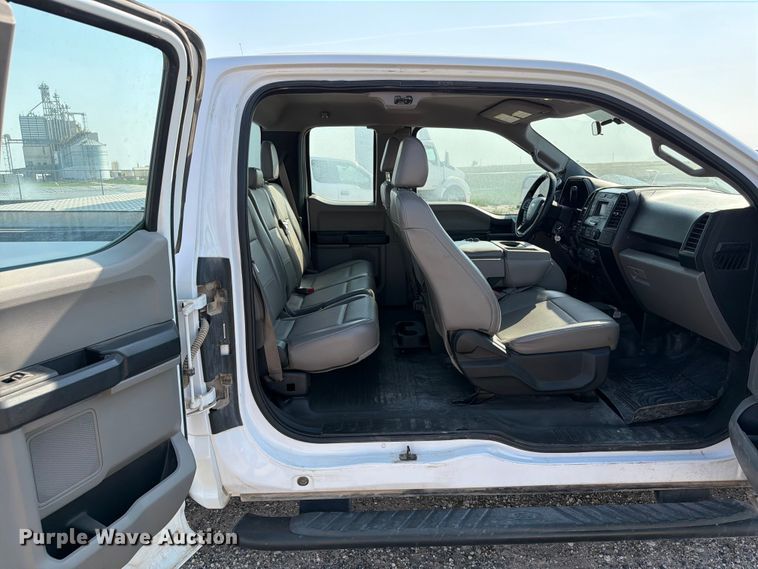 image for item EW8656 2015 Ford F150 XL Ext. Cab pickup truck