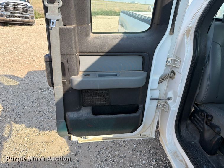 image for item EW8657 2014 Ford F150 XL Ext. Cab pickup truck