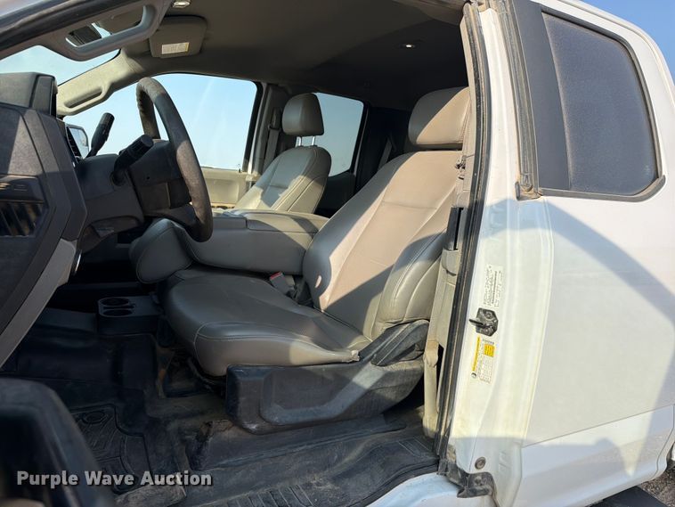 image for item EW8658 2019 Ford F150 XL Ext. Cab pickup truck