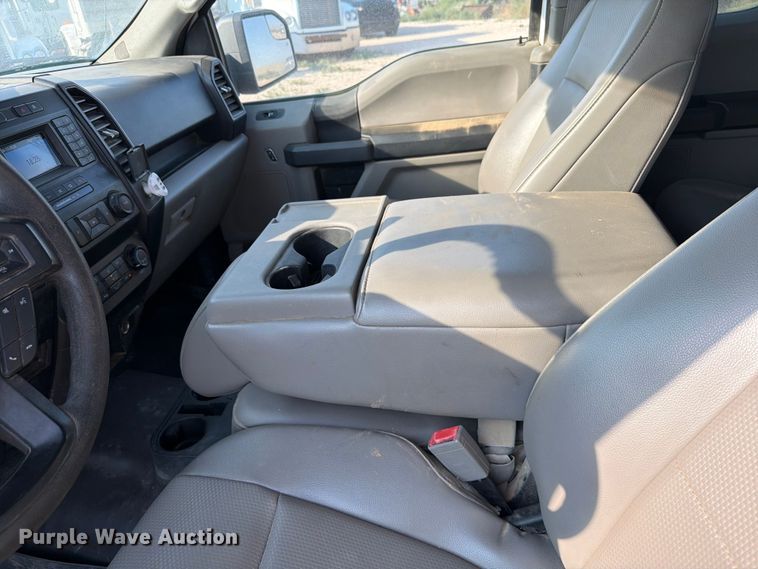 image for item EW8658 2019 Ford F150 XL Ext. Cab pickup truck