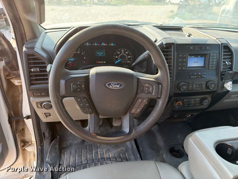 image for item EW8658 2019 Ford F150 XL Ext. Cab pickup truck