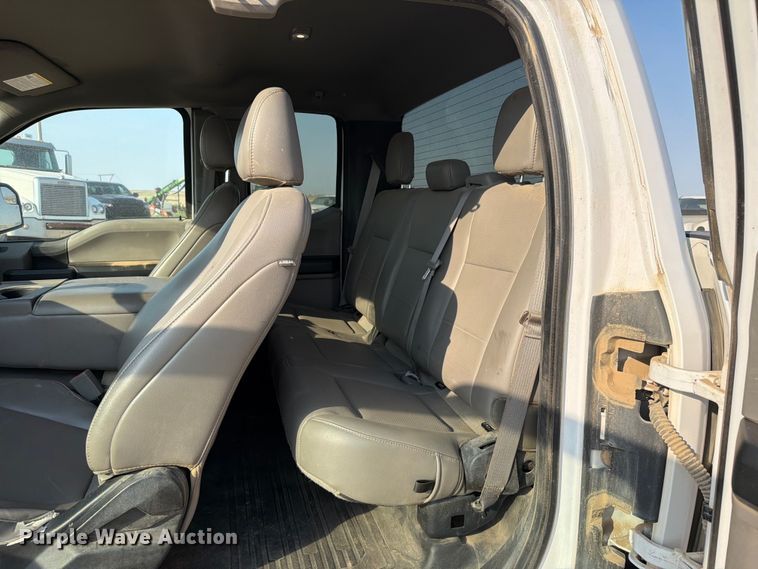 image for item EW8658 2019 Ford F150 XL Ext. Cab pickup truck