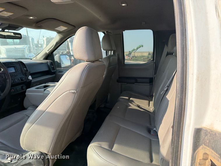 image for item EW8658 2019 Ford F150 XL Ext. Cab pickup truck
