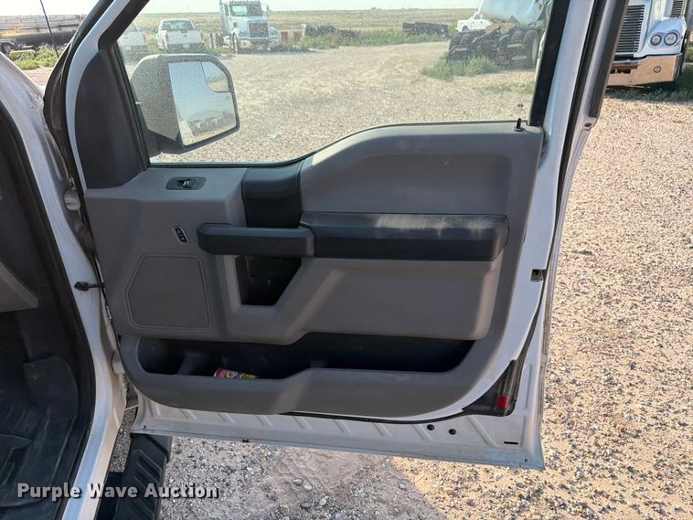 image for item EW8658 2019 Ford F150 XL Ext. Cab pickup truck