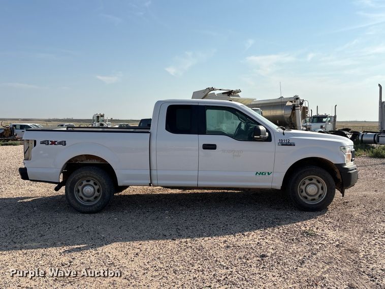 image for item EW8659 2019 Ford F-150 Ext. Cab pickup truck