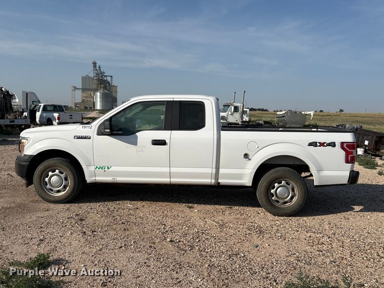 image for item EW8659 2019 Ford F-150 Ext. Cab pickup truck
