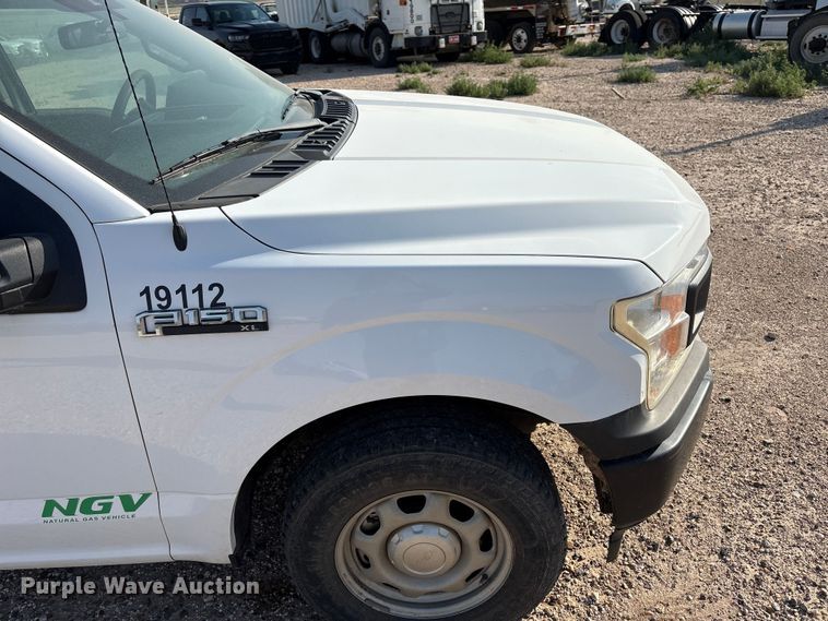 image for item EW8659 2019 Ford F-150 Ext. Cab pickup truck