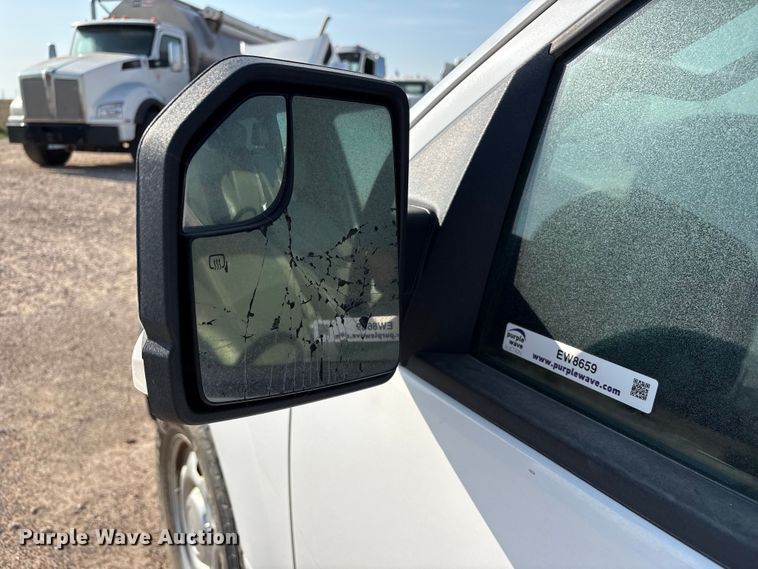 image for item EW8659 2019 Ford F-150 Ext. Cab pickup truck