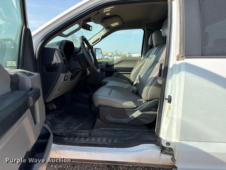 image for item EW8659 2019 Ford F-150 Ext. Cab pickup truck