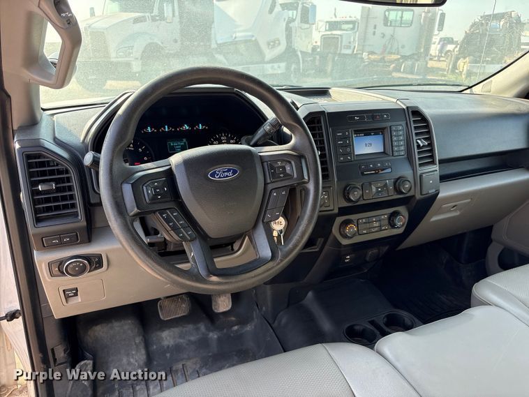image for item EW8659 2019 Ford F-150 Ext. Cab pickup truck