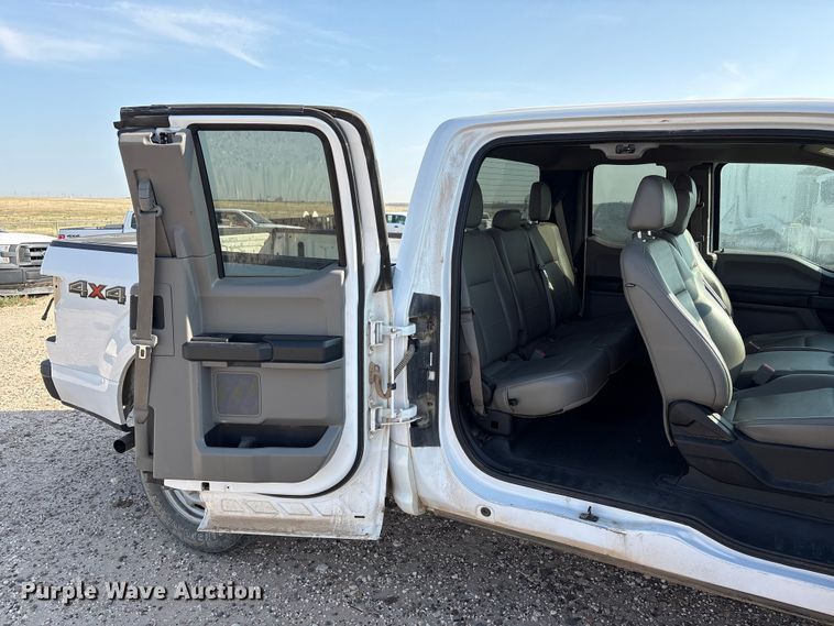 image for item EW8659 2019 Ford F-150 Ext. Cab pickup truck