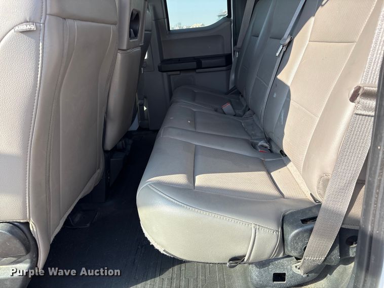 image for item EW8659 2019 Ford F-150 Ext. Cab pickup truck
