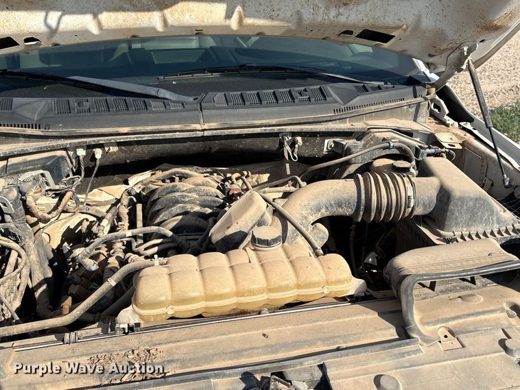 image for item EW8659 2019 Ford F-150 Ext. Cab pickup truck